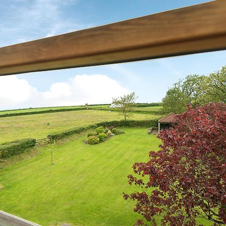 Kidwelly Farmhouse B&B מראה חיצוני תמונה
